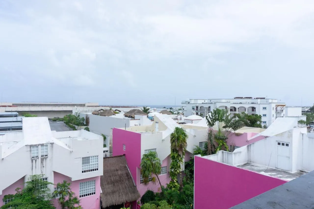 Oceanview Lotus 8 Playa Del Carmen Apartment 0*,
